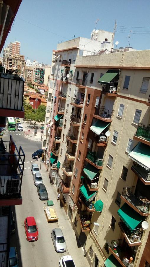 カステリョン・デ・ラ・プラナPiso Acogedor Y Alegre En Castellonアパートメント エクステリア 写真
